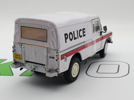 Land Rover 3 series 109 Police Hongwell 1/43