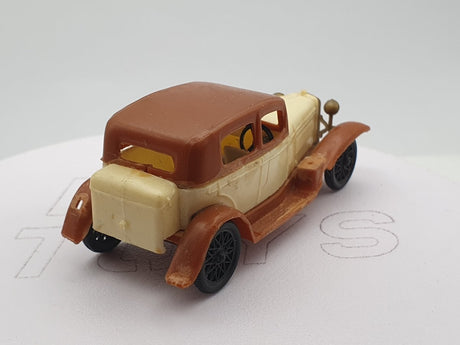 Alfa Romeo 6C 1750 1930 Injecta Plastic 1/55 - RikiToys - Injecta Plastic#