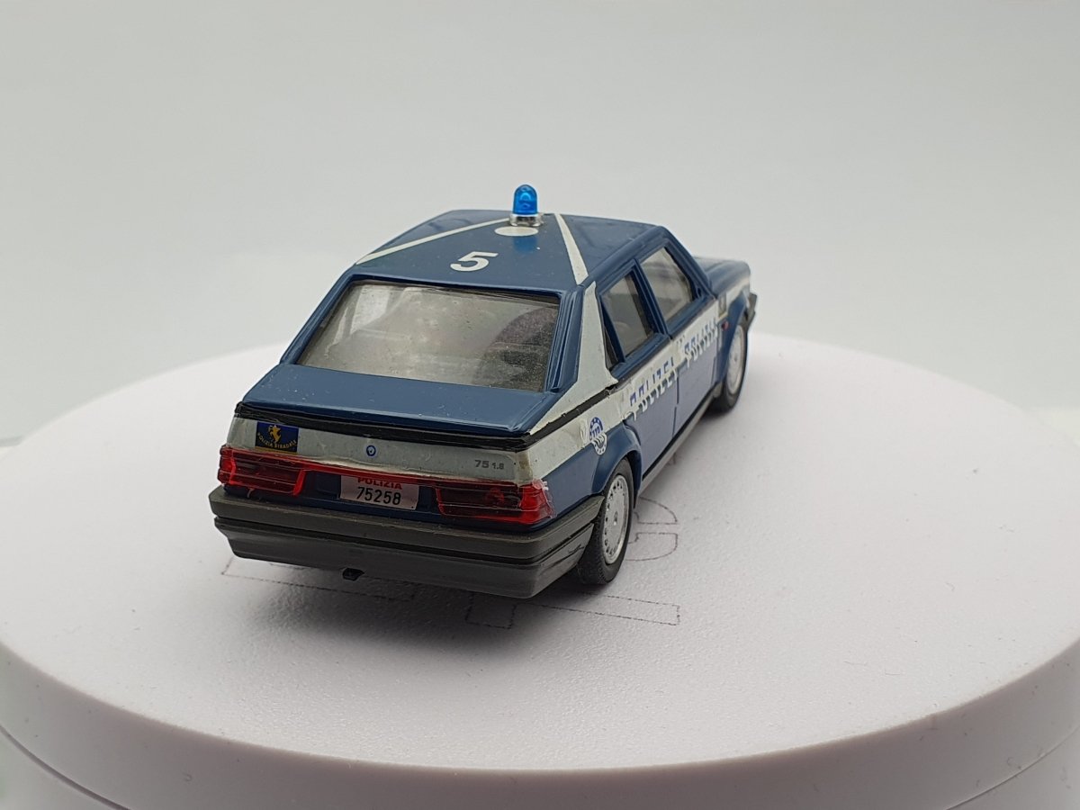 Alfa Romeo 75 Polizia Alto Adige Progetto K 1/43 - RikiToys - Progetto K#