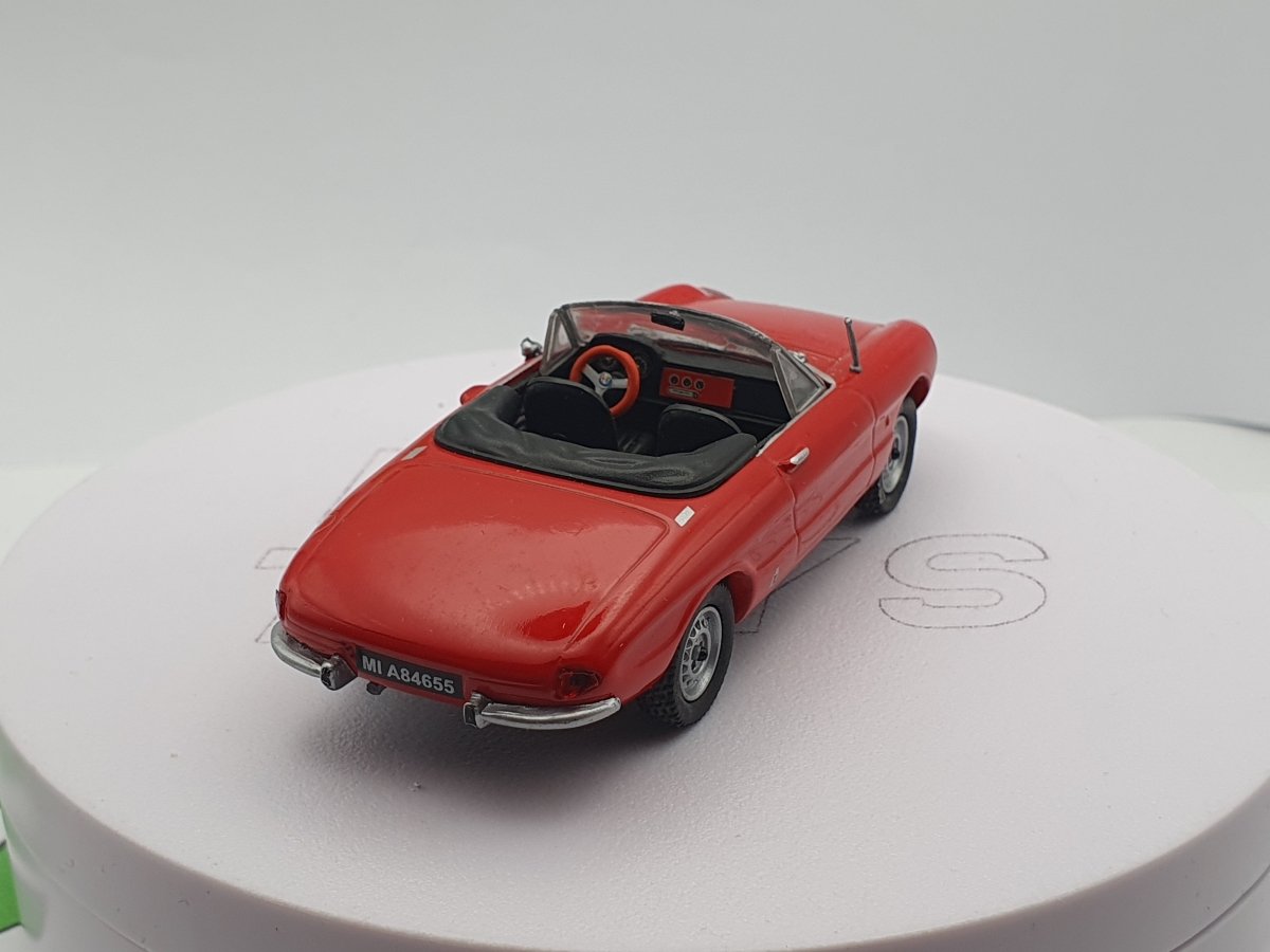 Alfa Romeo Duetto 1600 Motor Max 1/43 - RikiToys - Motor Max#