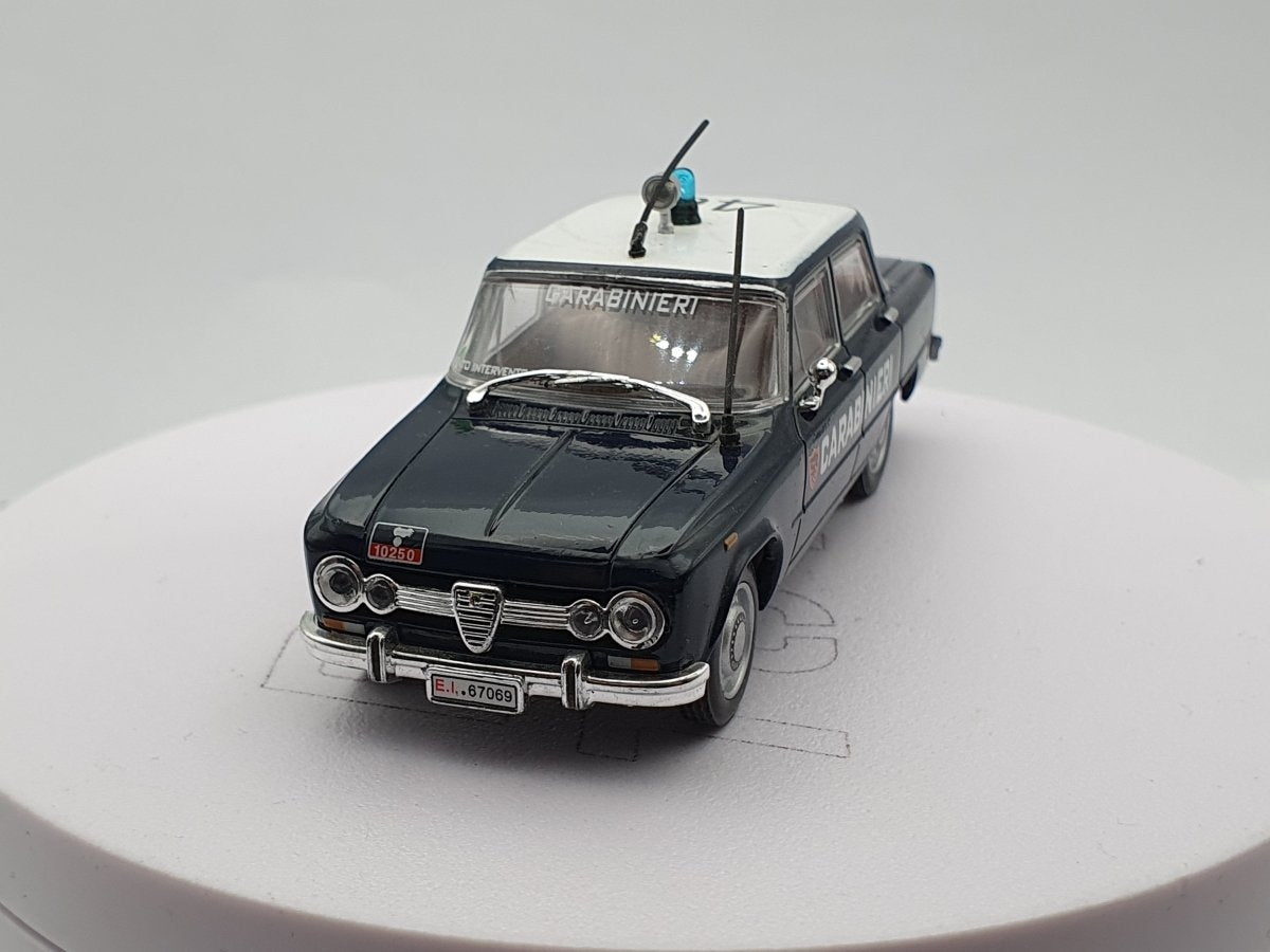 Alfa Romeo Giulia Berlina Carabinieri Edicola 1/43 - RikiToys - Edicola#