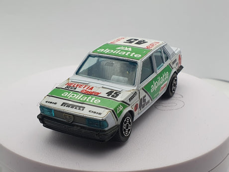 Alfa Romeo GIulietta Alpilatte Burago 1/43 - RikiToys - Burago#