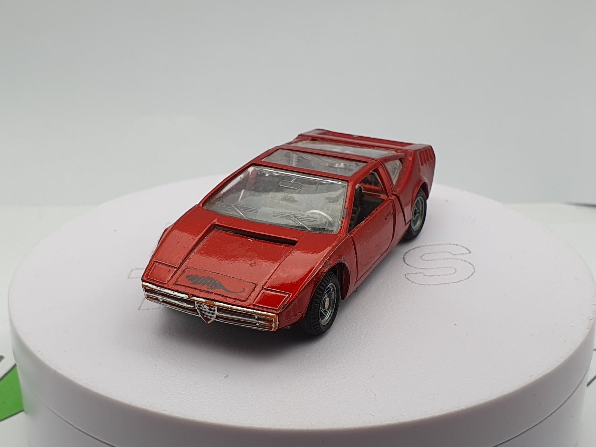 Alfa Romeo Iguana Bertone Mebetoys 1/43 - RikiToys - Mebetoys#