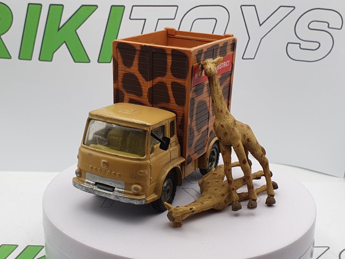 Corgi trucks online