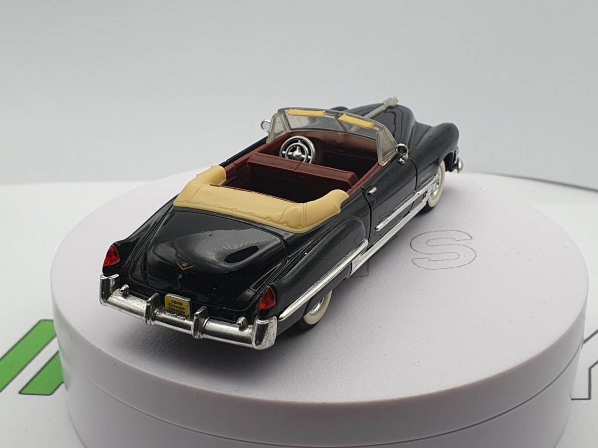 Cadillac Cabrio 1949 1/43 - RikiToys - RikiToys#