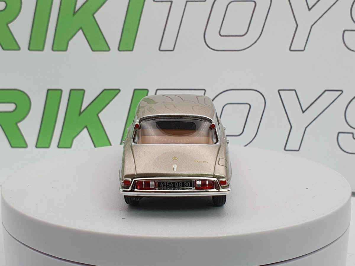 Citroen DS 21 Edicola 1/43 Oro - RikiToys - Edicola#