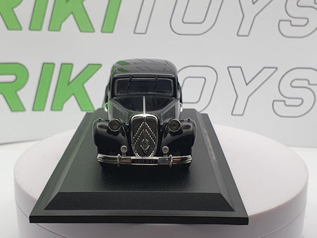 Citroen Traction Avant 15 Six Berline(1951) Atlas 1/43 Nero - RikiToys - Atlas#