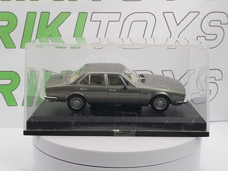 De Tomaso Deauville Edicola 1/43 Argento - RikiToys - Edicola#