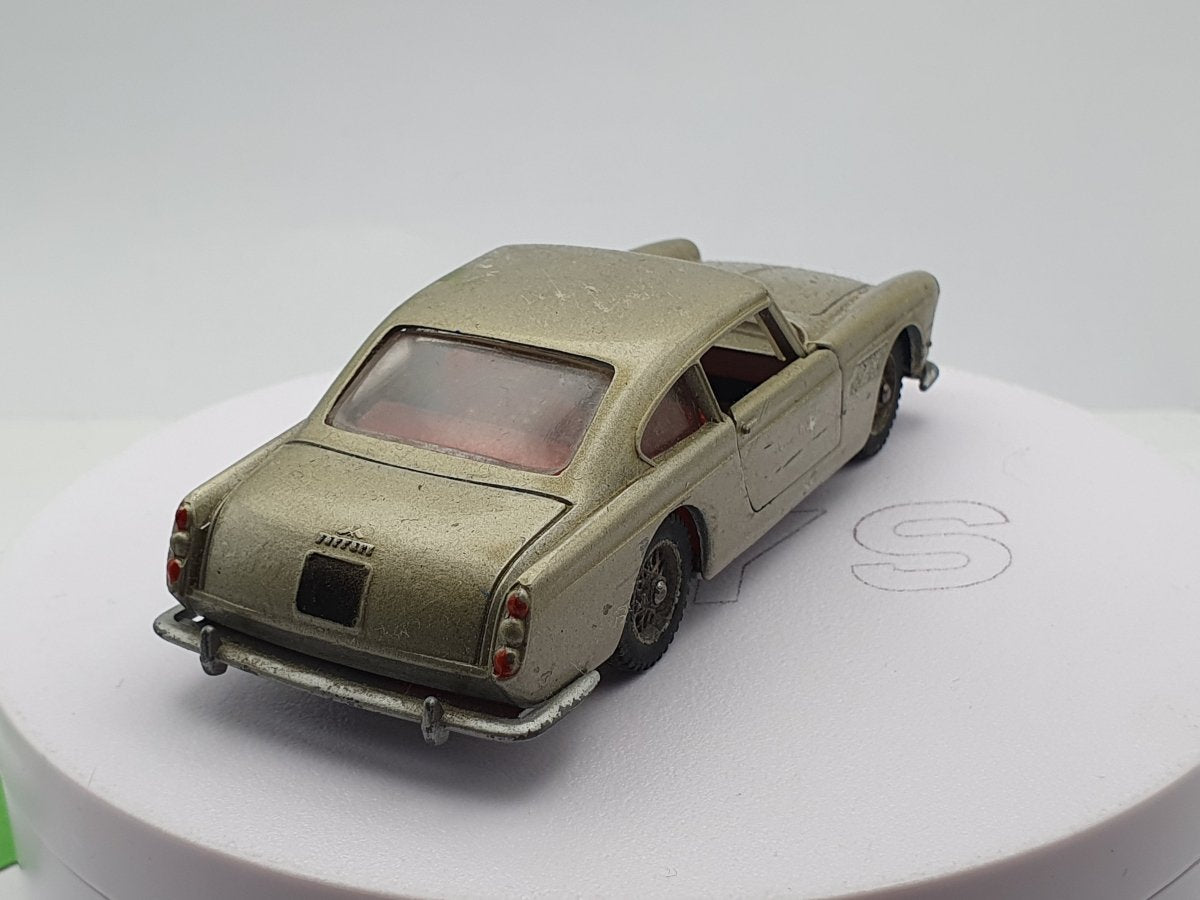 Ferrari 250 Gt 2+2 Solido 1/43 - RikiToys - Solido#