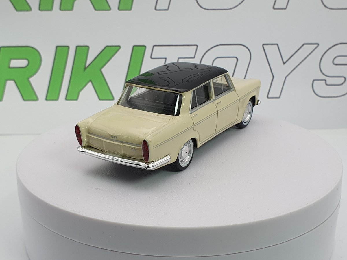 Fiat 2300 Berlina Norev 1/43 Avorio - RikiToys - Norev#