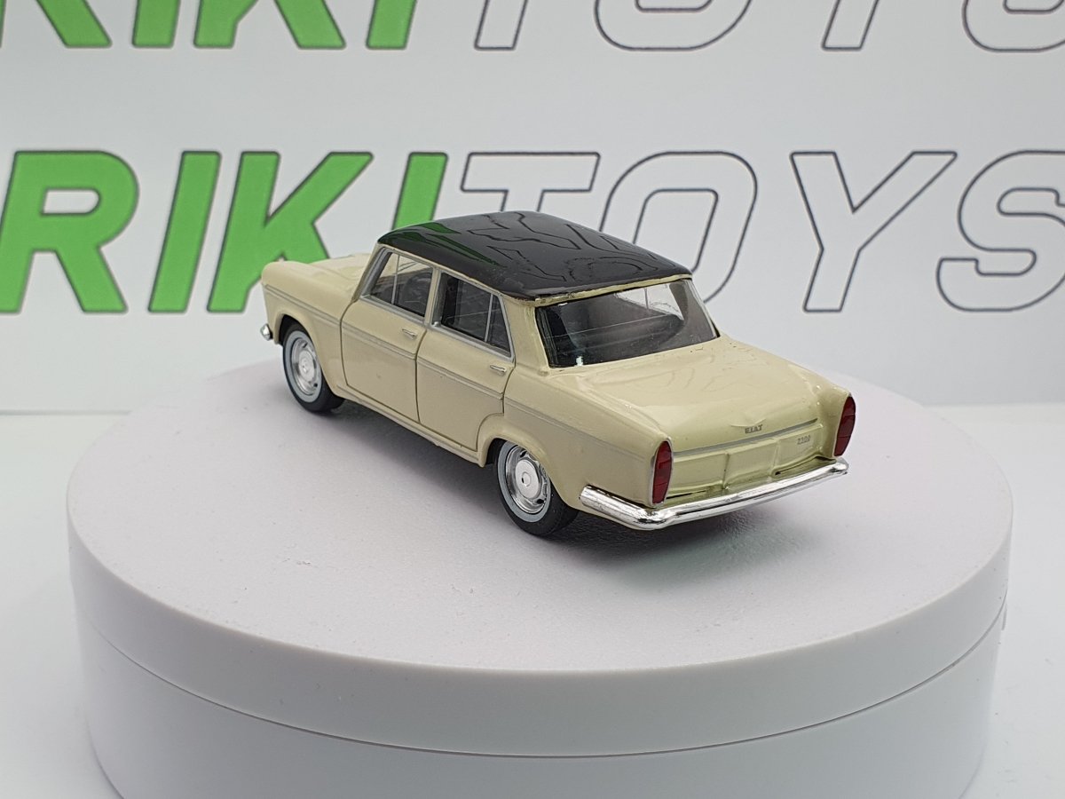 Fiat 2300 Berlina Norev 1/43 Avorio - RikiToys - Norev#