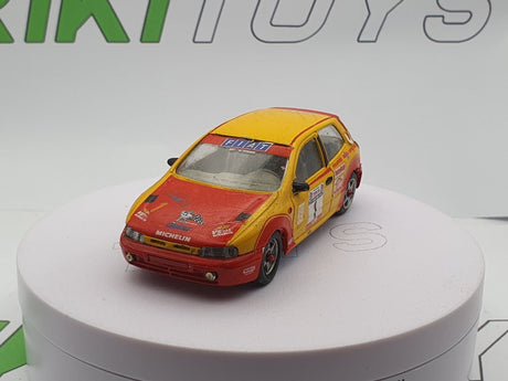 Fiat Bravo (da corsa) Burago 1/43 - RikiToys - Burago#