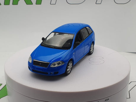 Fiat Croma 2005 Norev 1/43 - RikiToys - Norev#