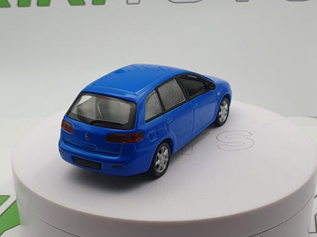 Fiat Croma 2005 Norev 1/43 - RikiToys - Norev#