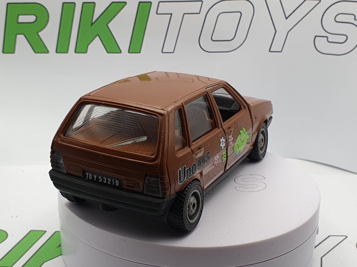 Fiat Uno 55 Hot Wheels 1/25 - RikiToys - Hot Wheels#