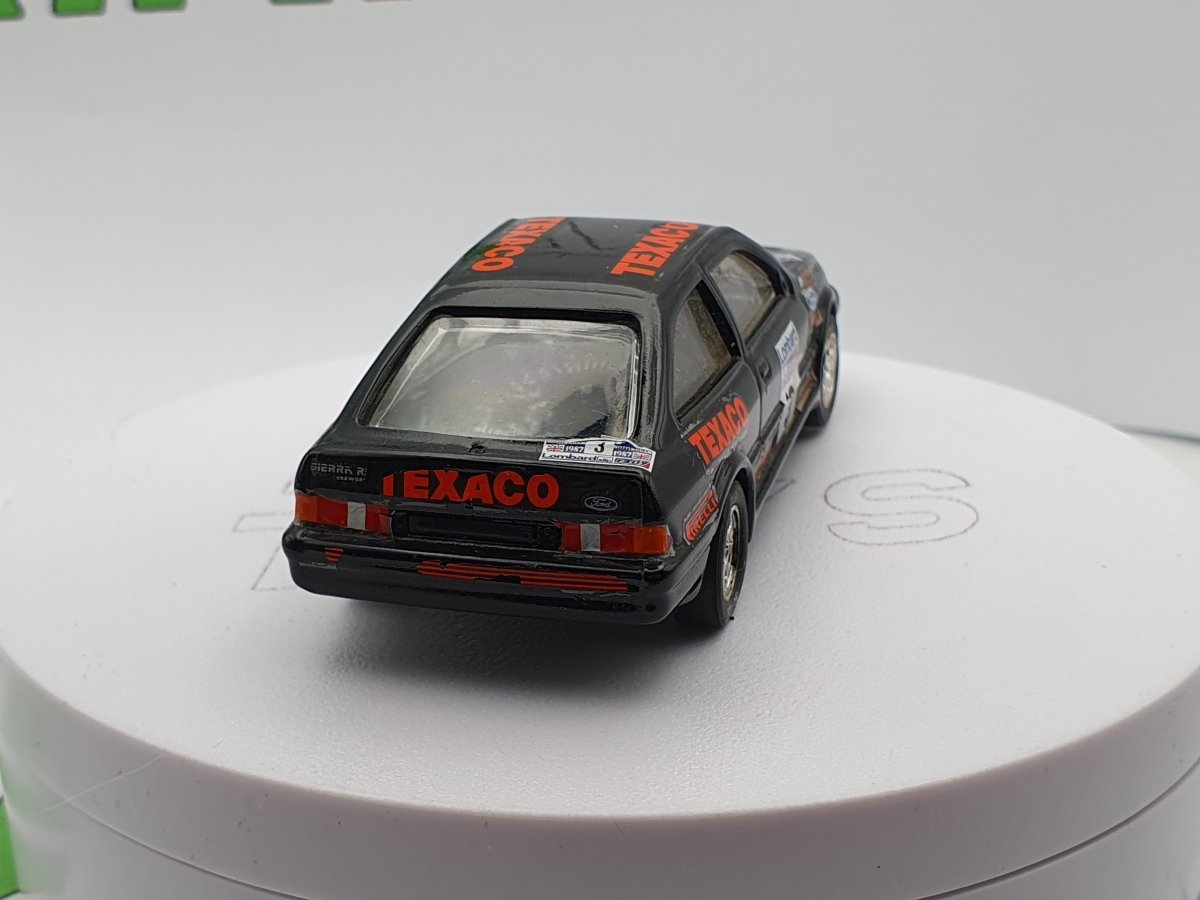 Ford Sierra Cosworth Vitesse 1/43 - RikiToys - Vitesse#