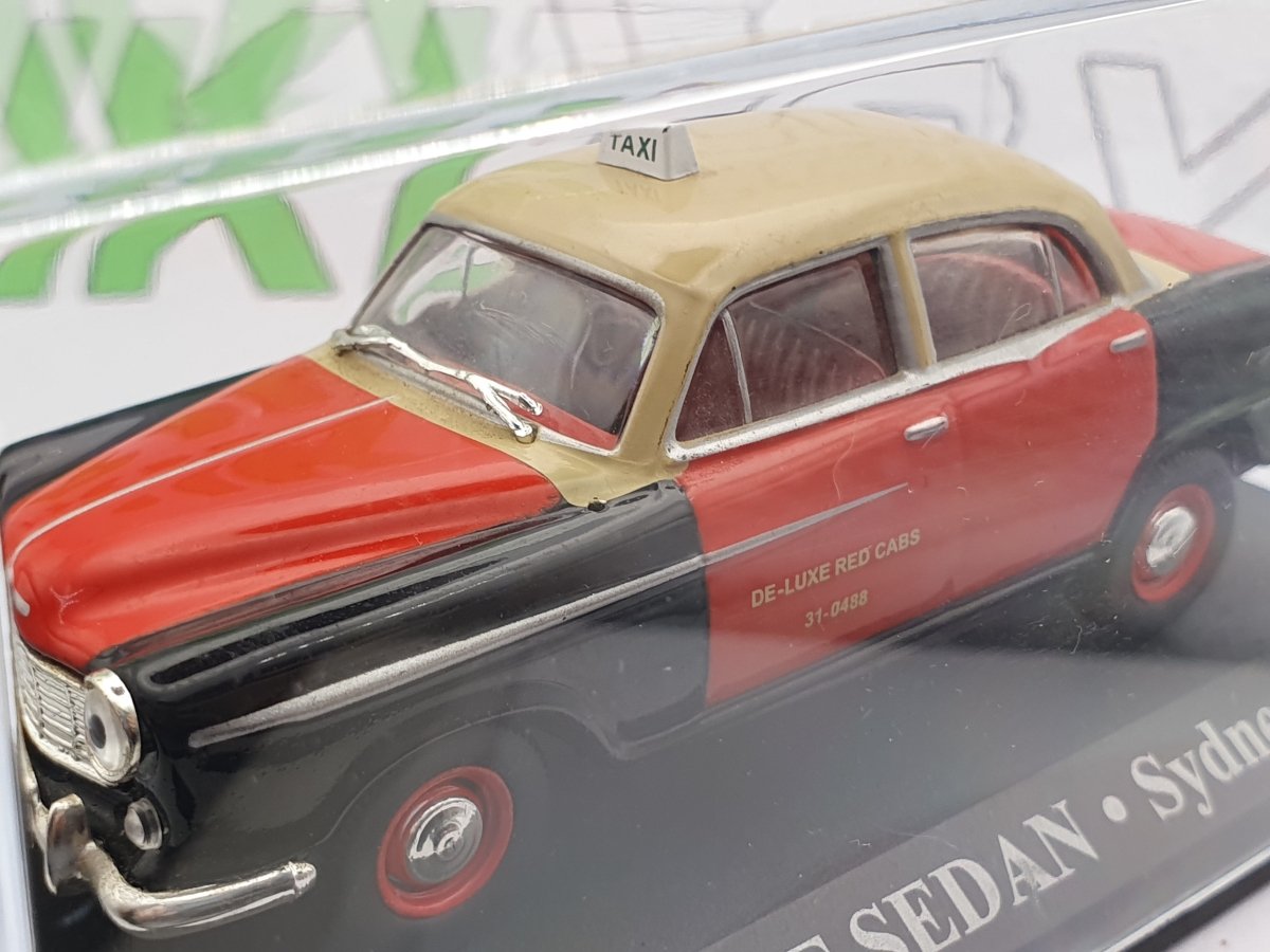 Holden Sedan Taxi Edicola 1/43 Rosso - RikiToys - Edicola#