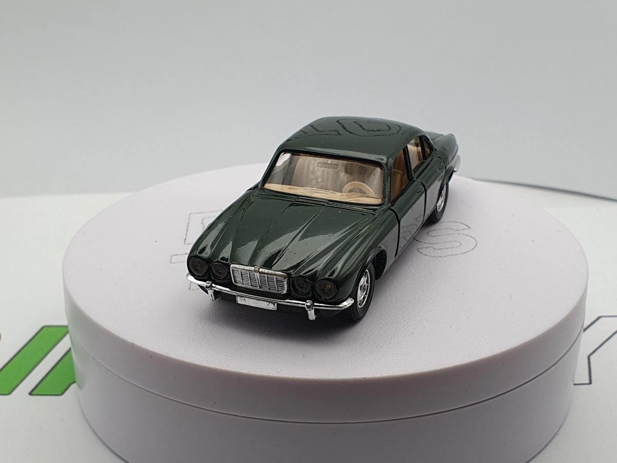 Jaguar XJ 12 Solido 1/43 - RikiToys - Solido#