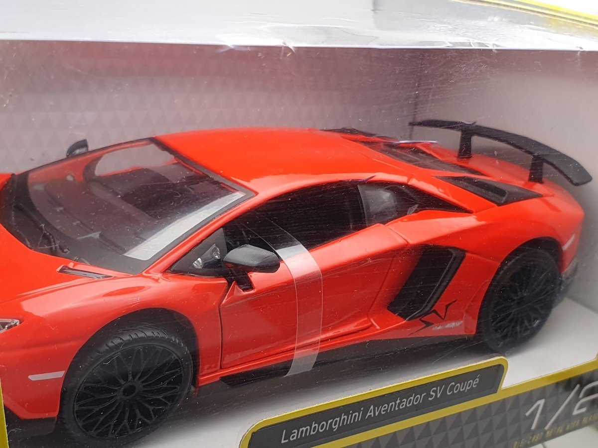 Lamborghini Aventador SV coupe' Burago 1/24 - RikiToys - Burago#