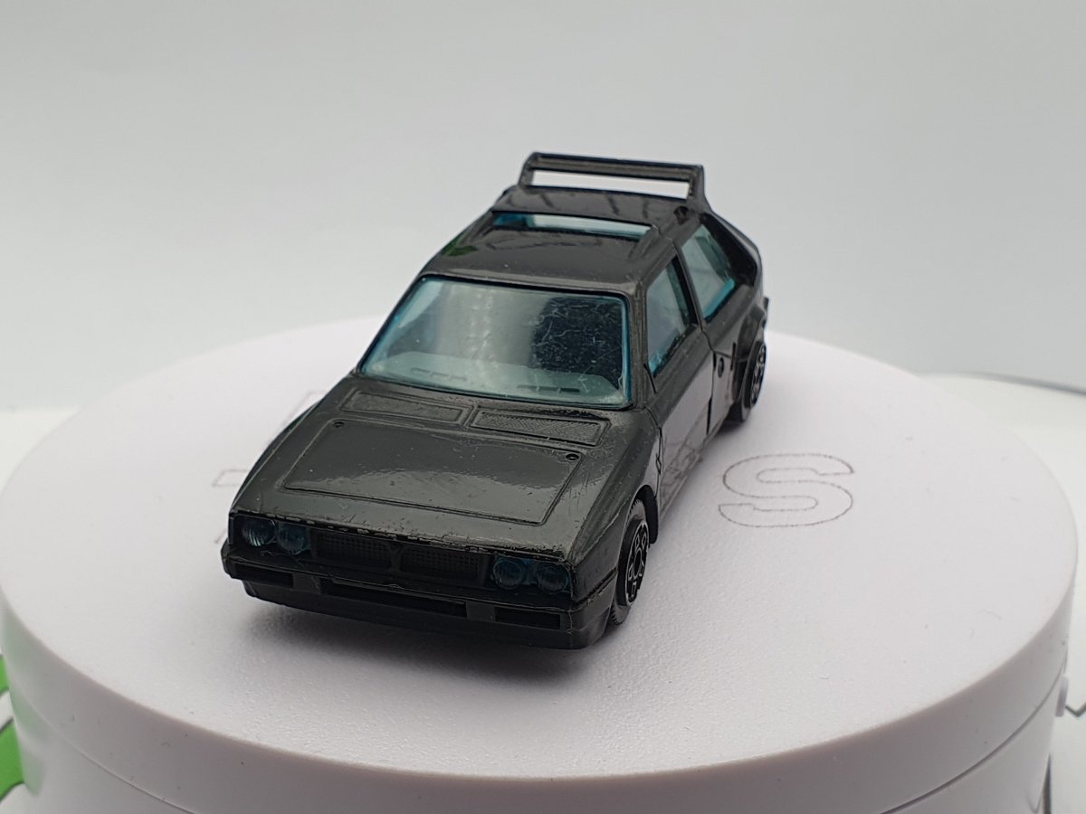 Lancia Delta S4 Stradale Burago 1/43 - RikiToys - Burago#