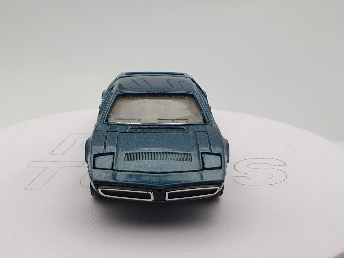 Maserati Bora Tomica 1/43 - RikiToys - Tomica Japan#