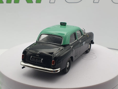 Mercedes 180 Taxi Lisbona Edicola 1/43 - RikiToys - Edicola#