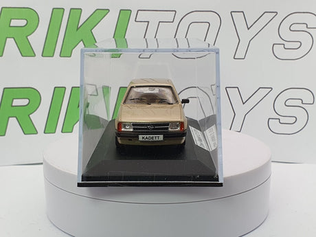 Opel Kadett D (1979) Ixo 1/43 Oro - RikiToys - Ixo#