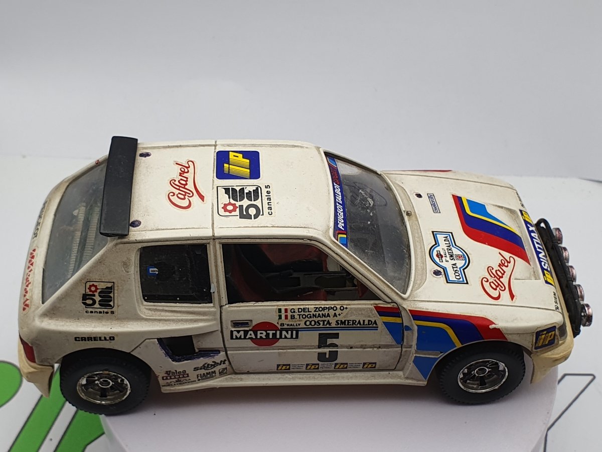 Peugeot 205 T16 Rally Burago 1/24 - RikiToys - Burago#