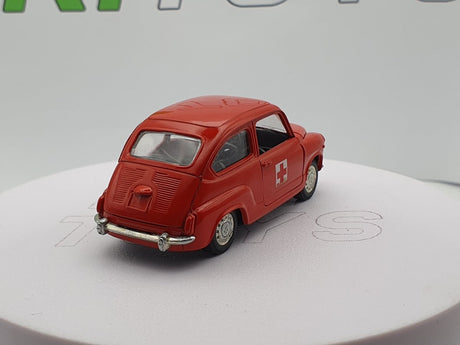 Seat 600 Cruz Roja Pilen 1/43 - RikiToys - Pilen#