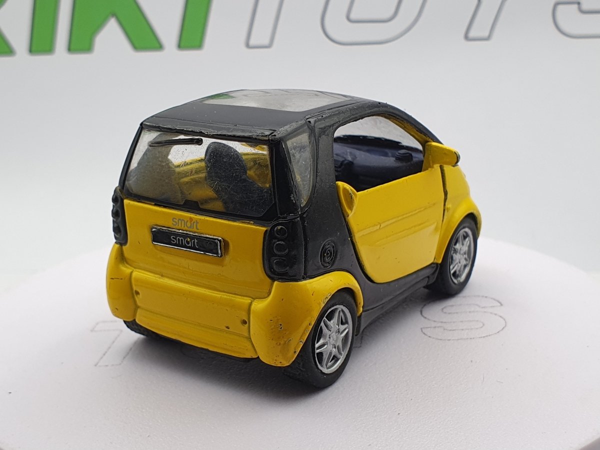 Smart City Coupé Maisto 1/43 - RikiToys - Maisto#