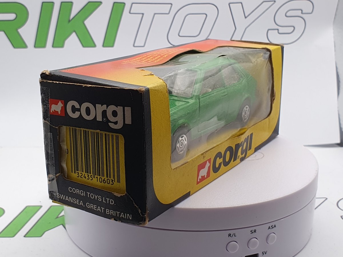 Volkswagen Polo MK1 Corgi 1/38 - RikiToys - Corgi#