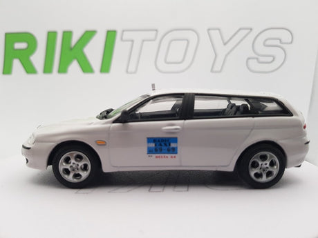 Alfa Romeo 156 Sportwagon Taxi Cararama 1/43 - RikiToys - Cararama#