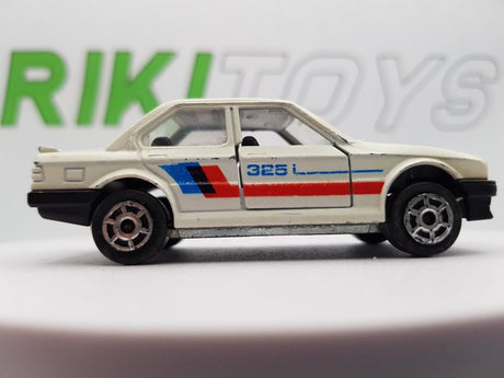 Bmw 325 i Majorette 1/64 - RikiToys - Majorette#