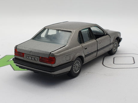 BMW 735 i Gama 1/43 - RikiToys - Gama#