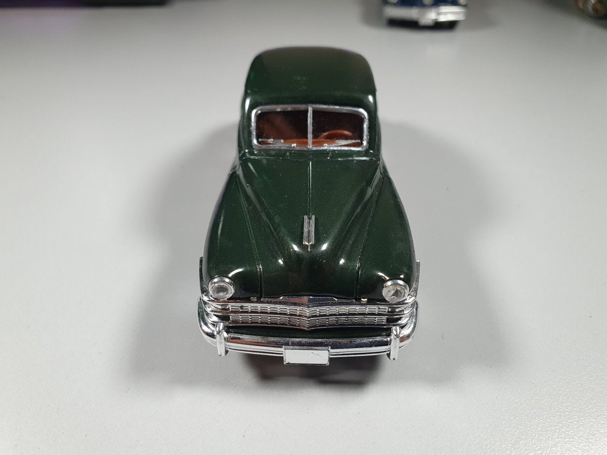 Chrysler WINDSOR 1946 Solido 1/43 - RikiToys - Solido#