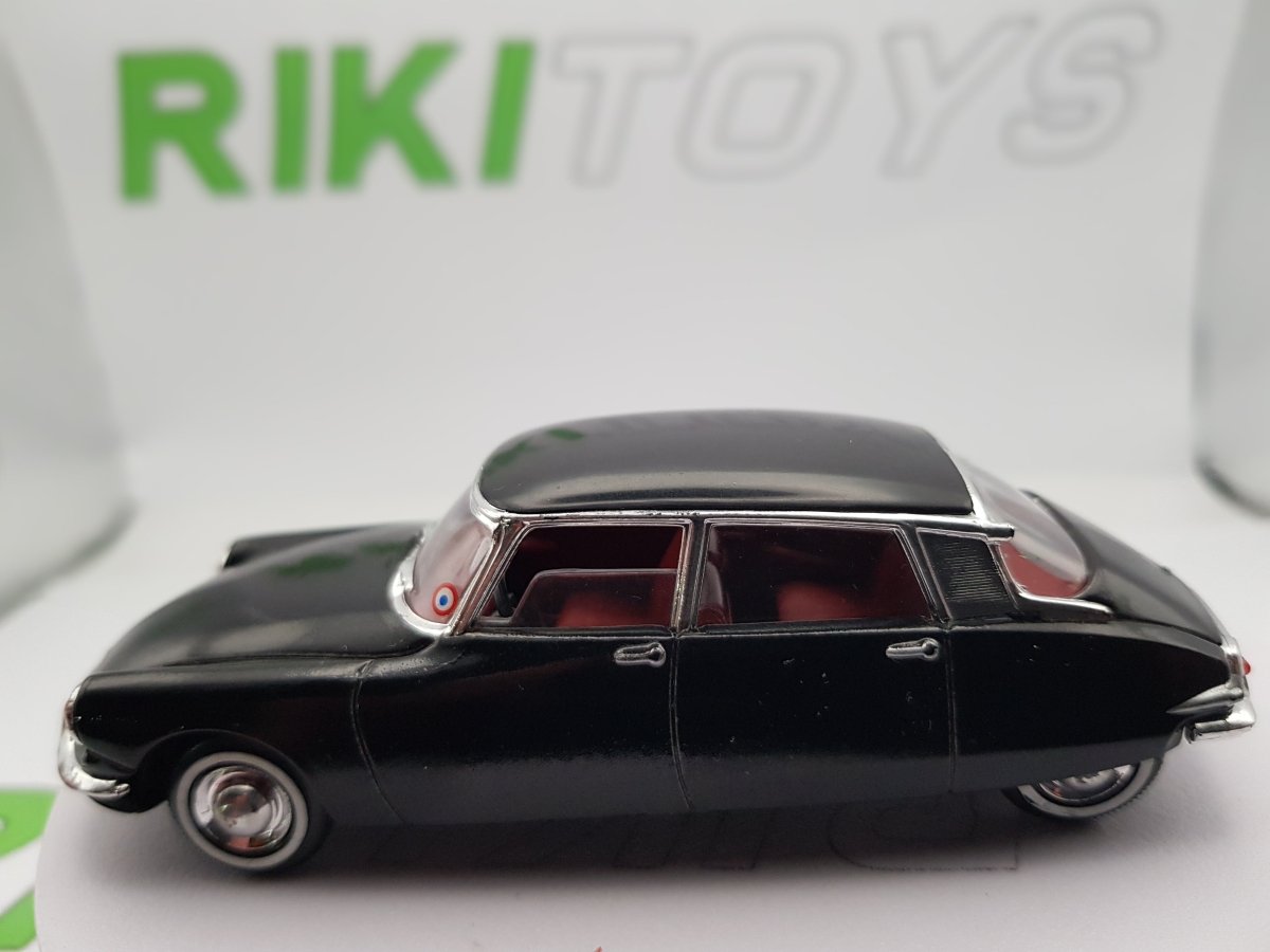 Citroen DS 19 Solido 1/43 - RikiToys - Solido#