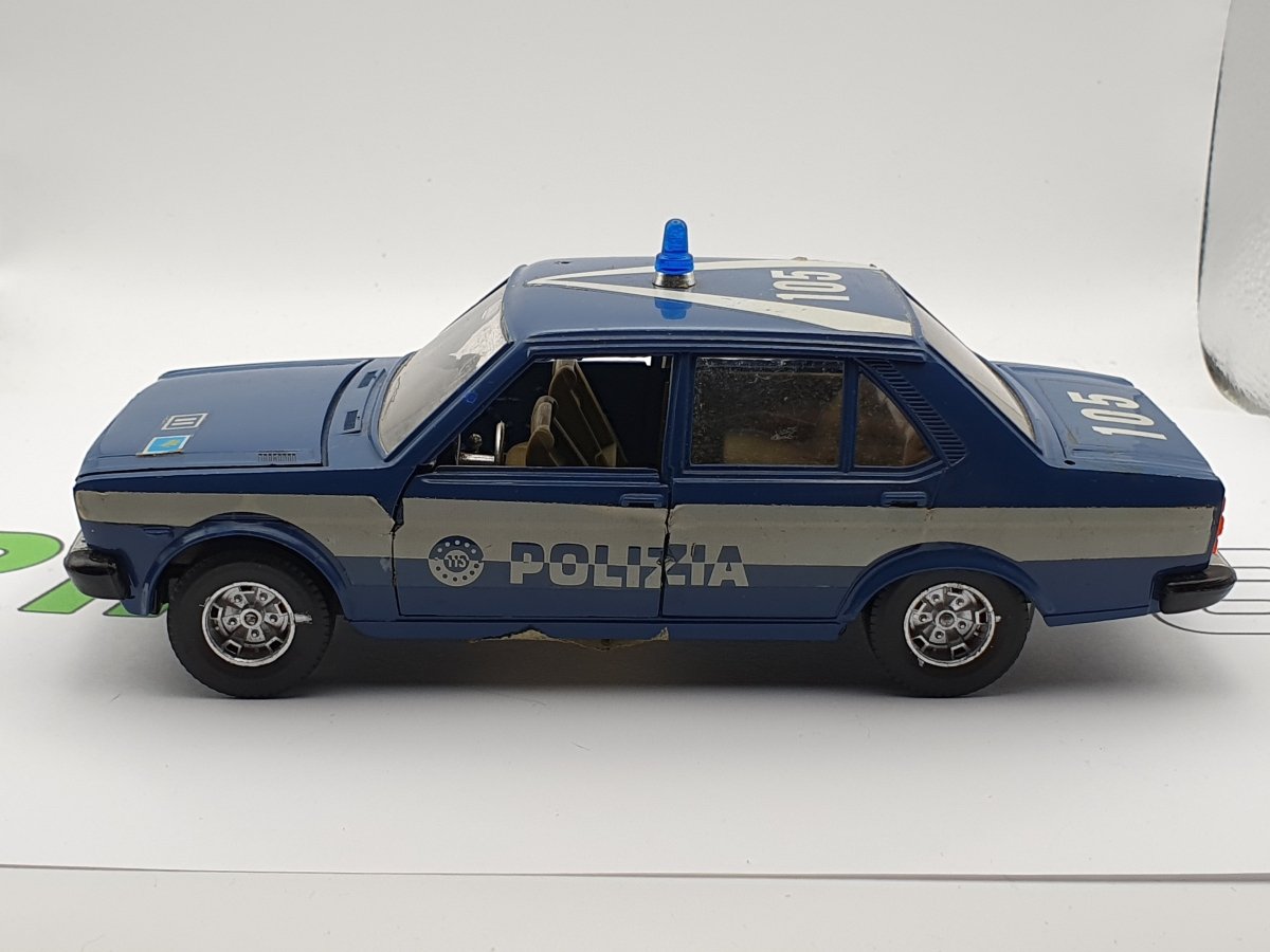 Fiat 131 Polizia 1°serie Burago 1/24 - RikiToys - Burago#