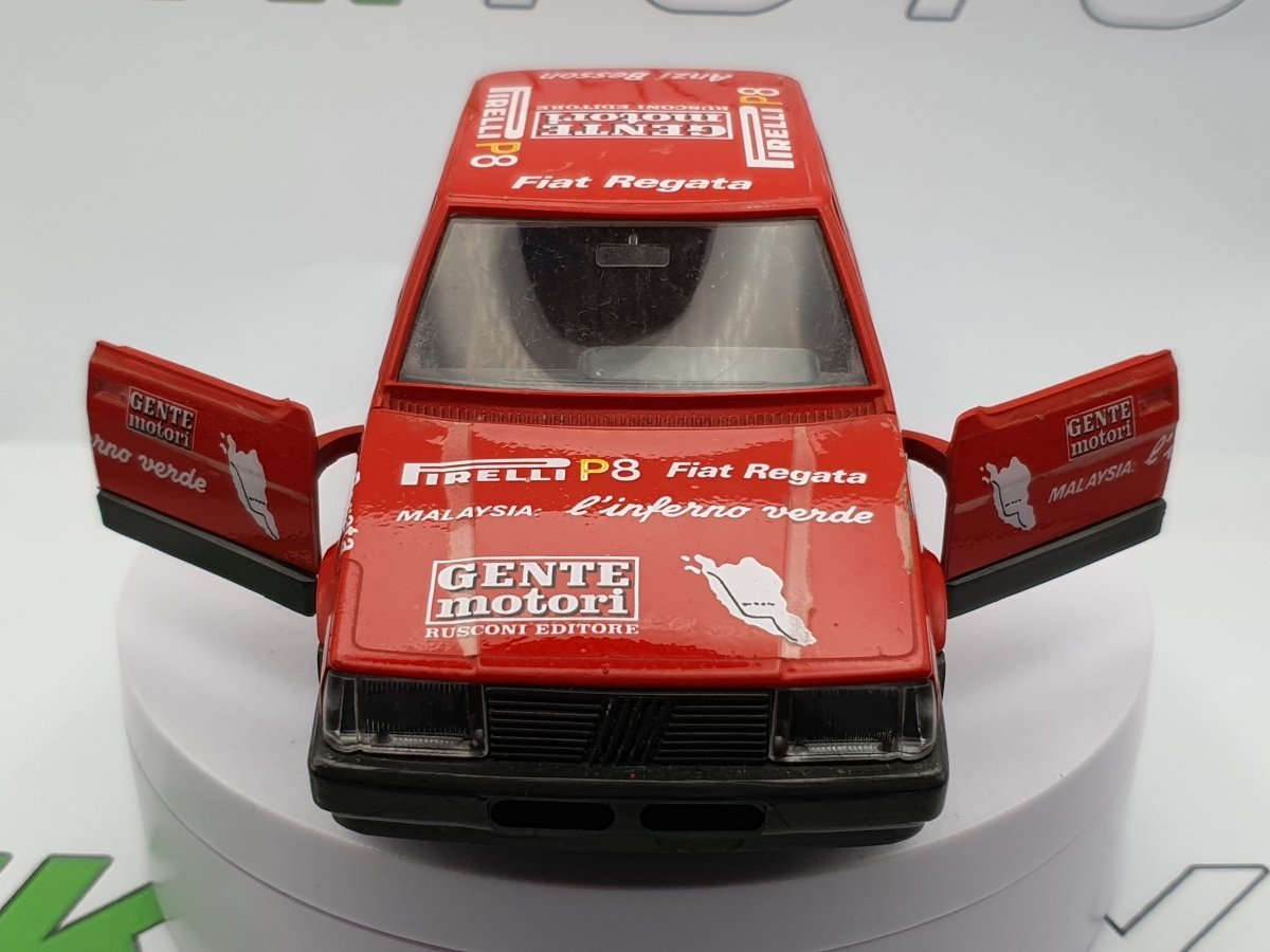 Fiat Regata Raid Gente Motori Burago 1/24 - RikiToys - Burago#