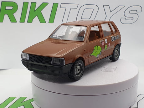 Fiat Uno 55 5 Porte Hotwheels 1/24 - RikiToys - Mebetoys#