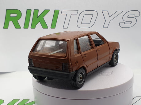 Fiat Uno 55 5 Porte Hotwheels 1/24 - RikiToys - Mebetoys#