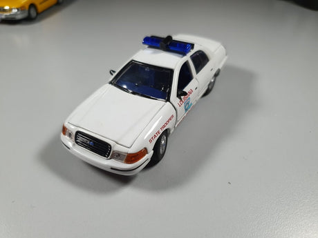 Ford Crown Victoria Kansas Highway Patrol Mint Edition 1/43 - RikiToys - Mint edition#