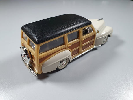 Ford Woody wagon 1948 Road Signature 1/43 - RikiToys - Road signature#