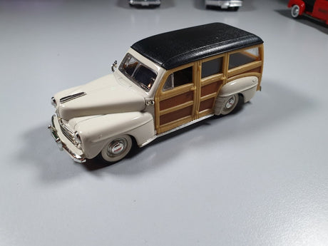 Ford Woody wagon 1948 Road Signature 1/43 - RikiToys - Road signature#