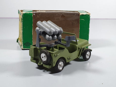 Jeep lanciarazzi n.910 Gama 1/43 Con Scatola - RikiToys - Gama#