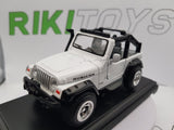 Jeep Wrangler Rubicon Maisto 1/35 - RikiToys - Maisto#