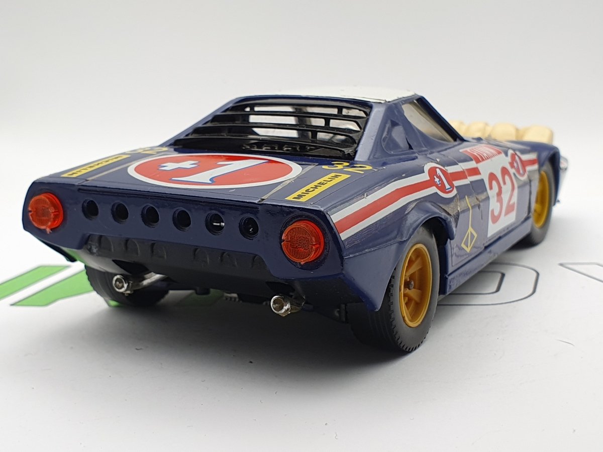 Lancia Statros Challoils Burago 1/24 - RikiToys - Burago#