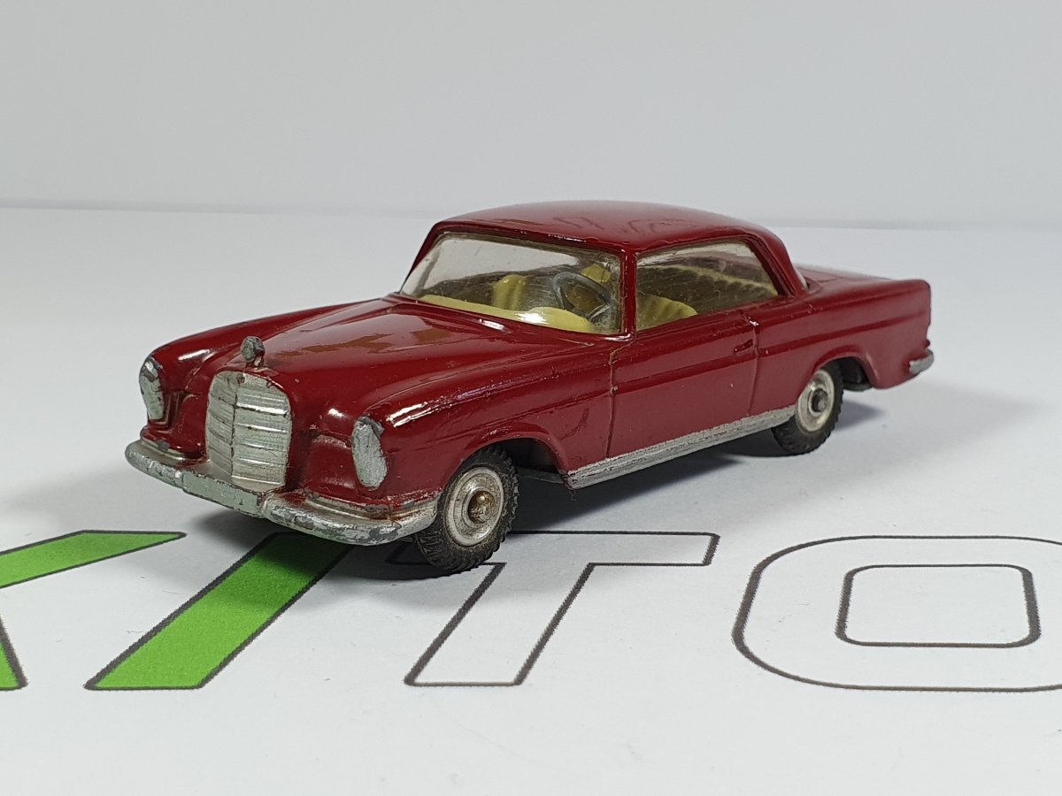 Mercedes 220 SE Coupè Dinky Toys 1/43 - RikiToys - Dinky Toys#