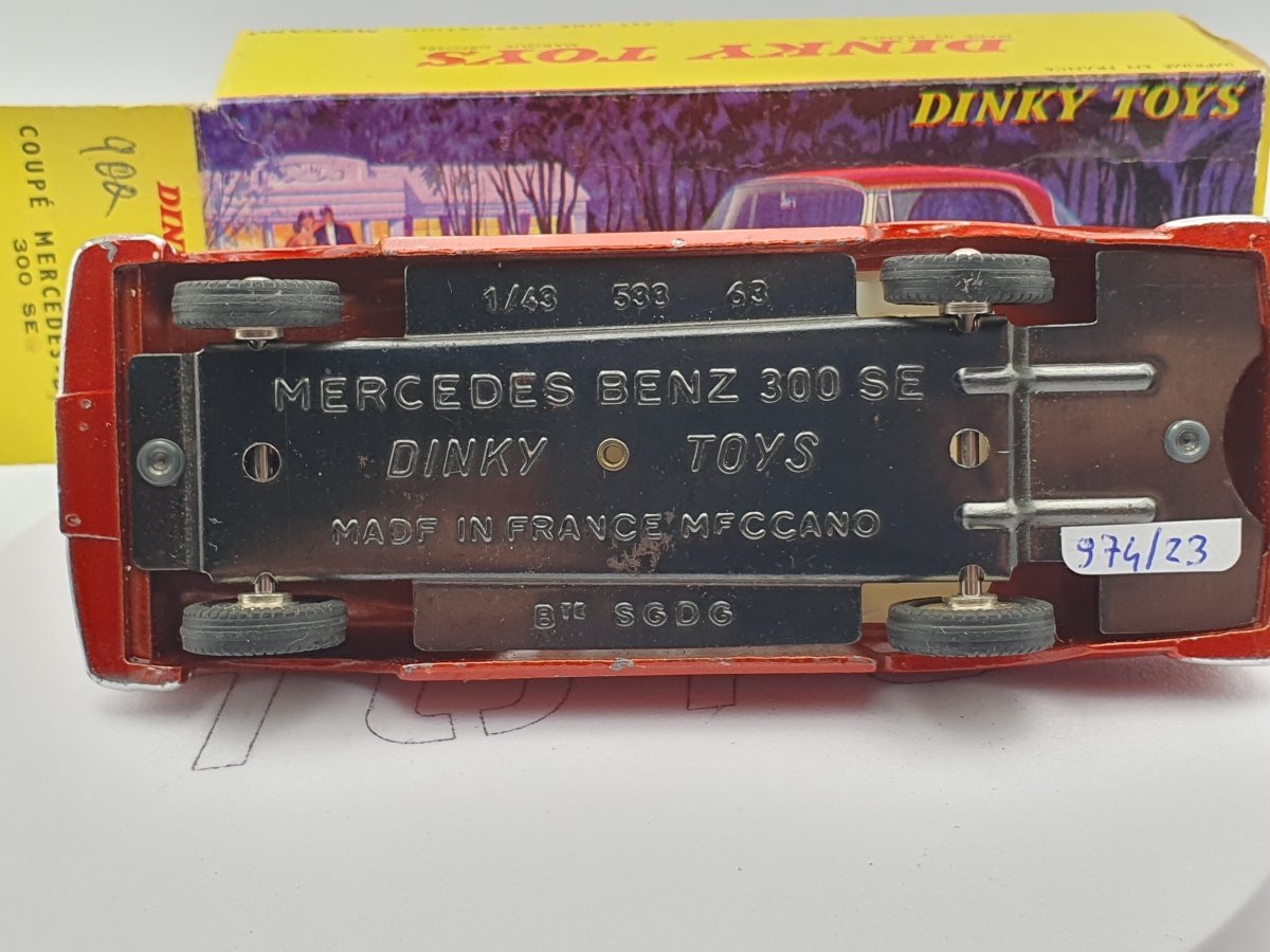 Mercedes 300 Coupè Dinky Toys 1/43 Con Scatola - RikiToys - Dinky Toys#