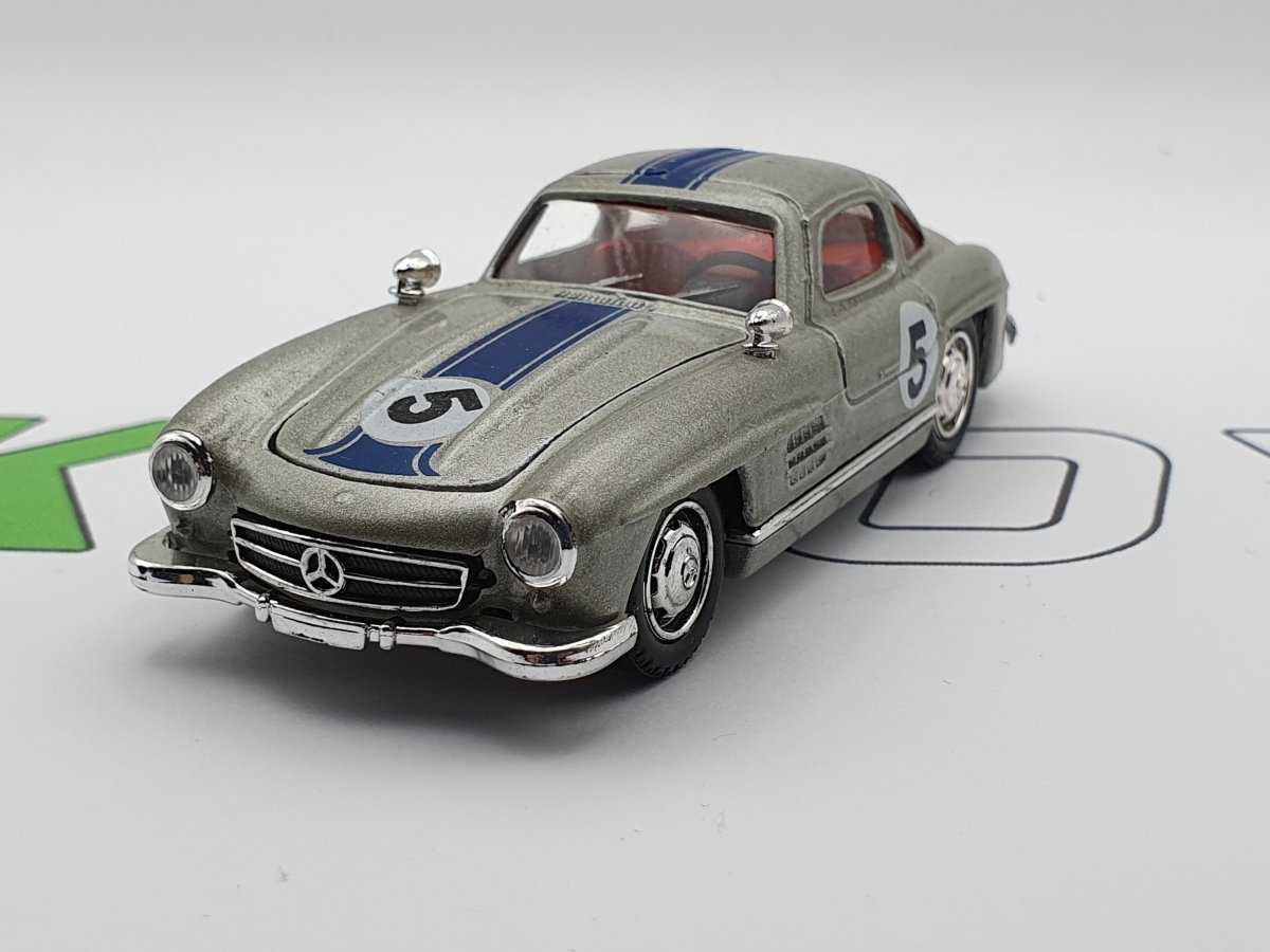 Mercedes 300 SL '1954 N°84 Solido 1/43 - RikiToys - Solido#