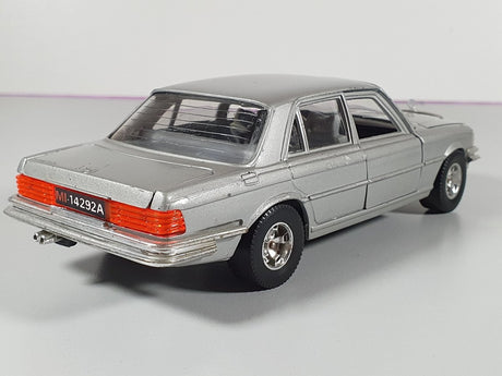 Mercedes 450 SEL Burago 1/24 - RikiToys - Burago#